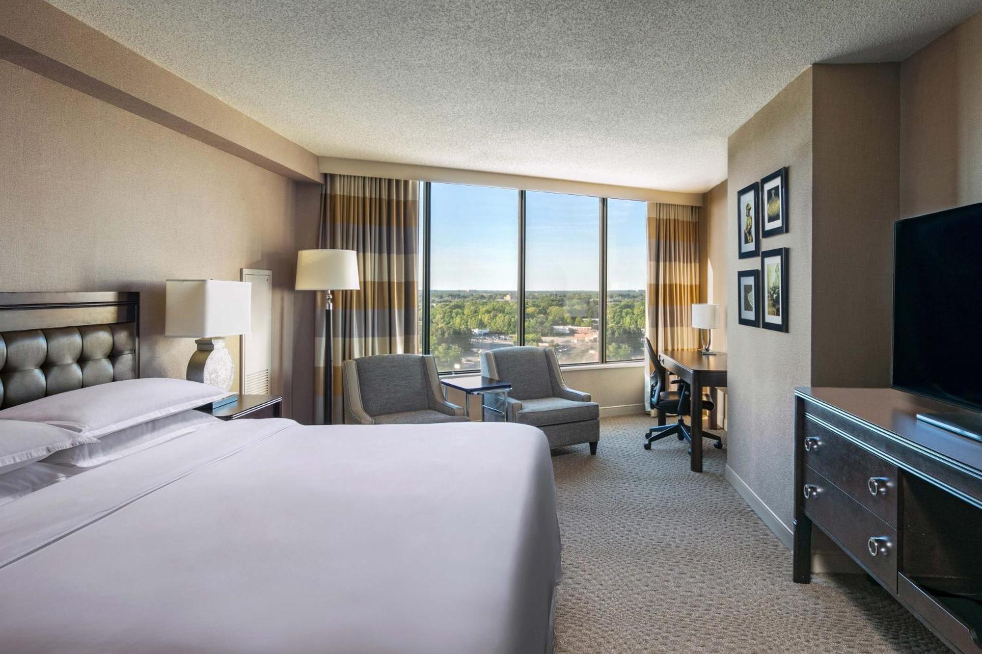 Sheraton Greensboro Luaran gambar