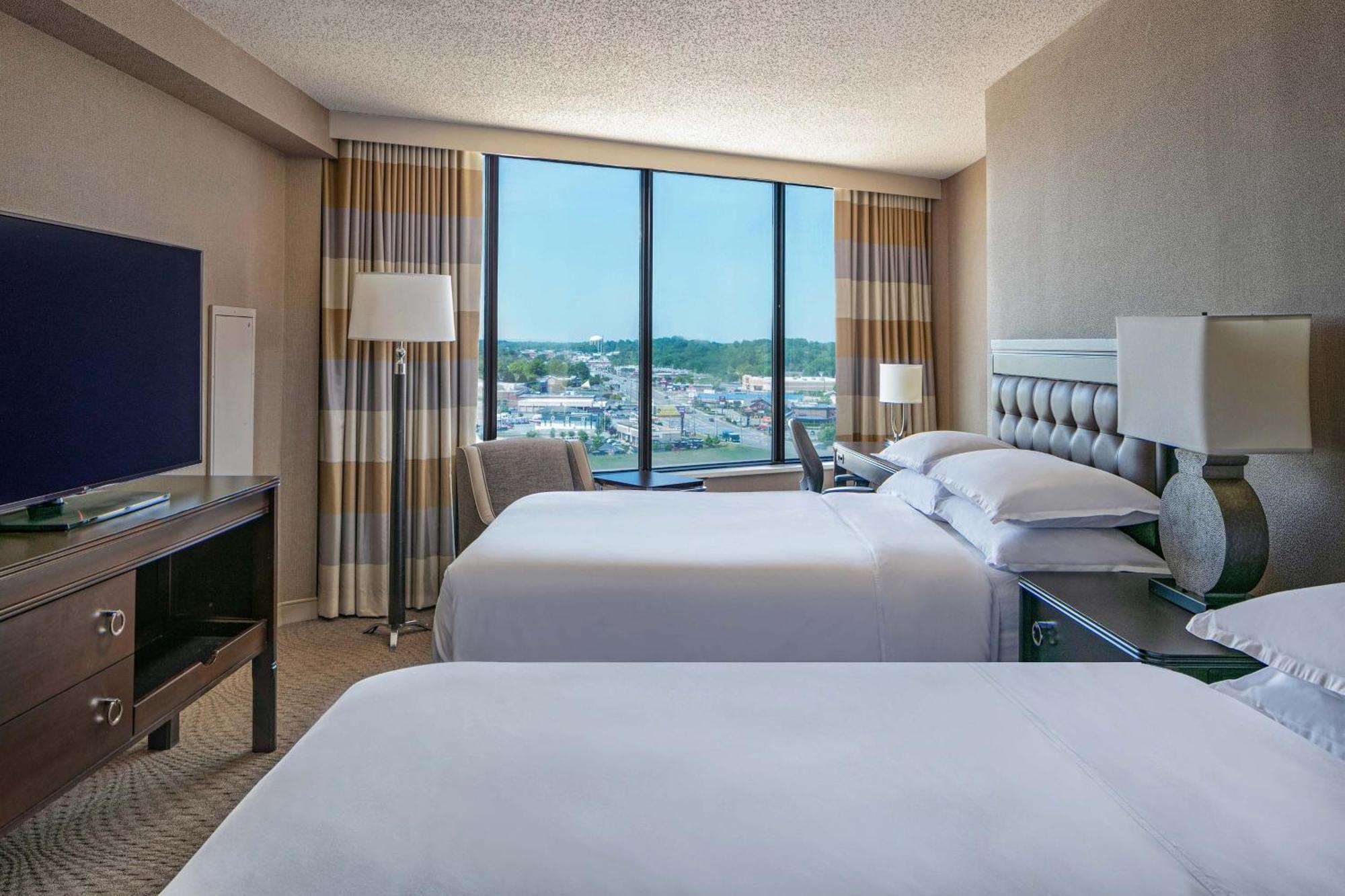 Sheraton Greensboro Luaran gambar