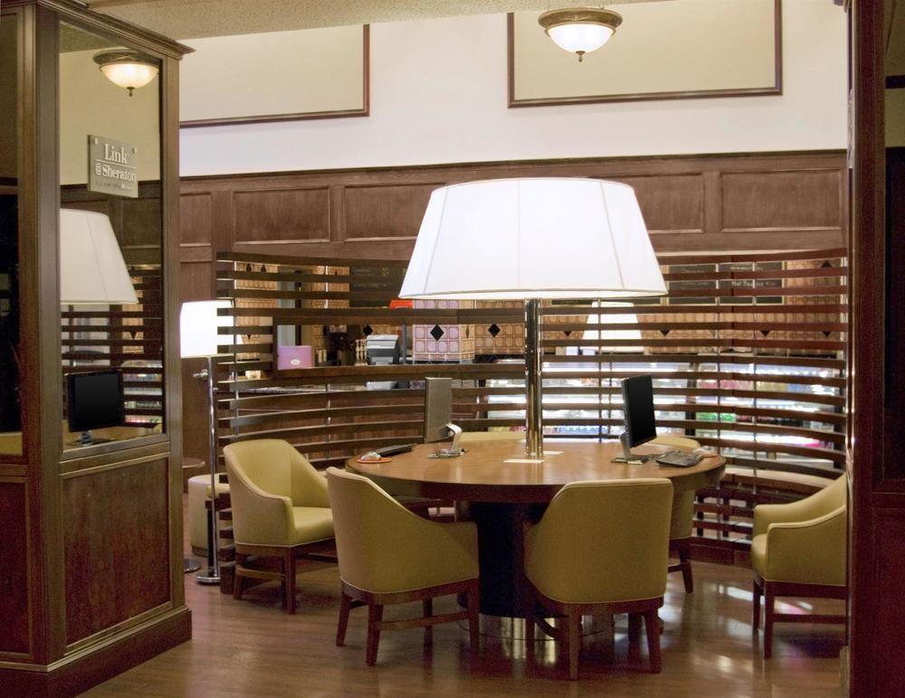 Sheraton Greensboro Luaran gambar